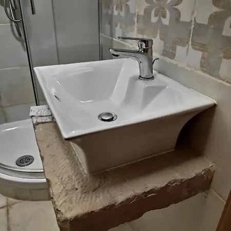 לינה וארוחת בוקר Santa Teresa